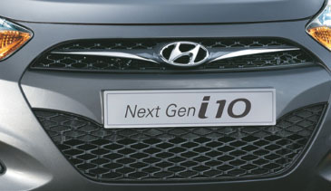 Hyundai i10 - 2-Tone chrome grille